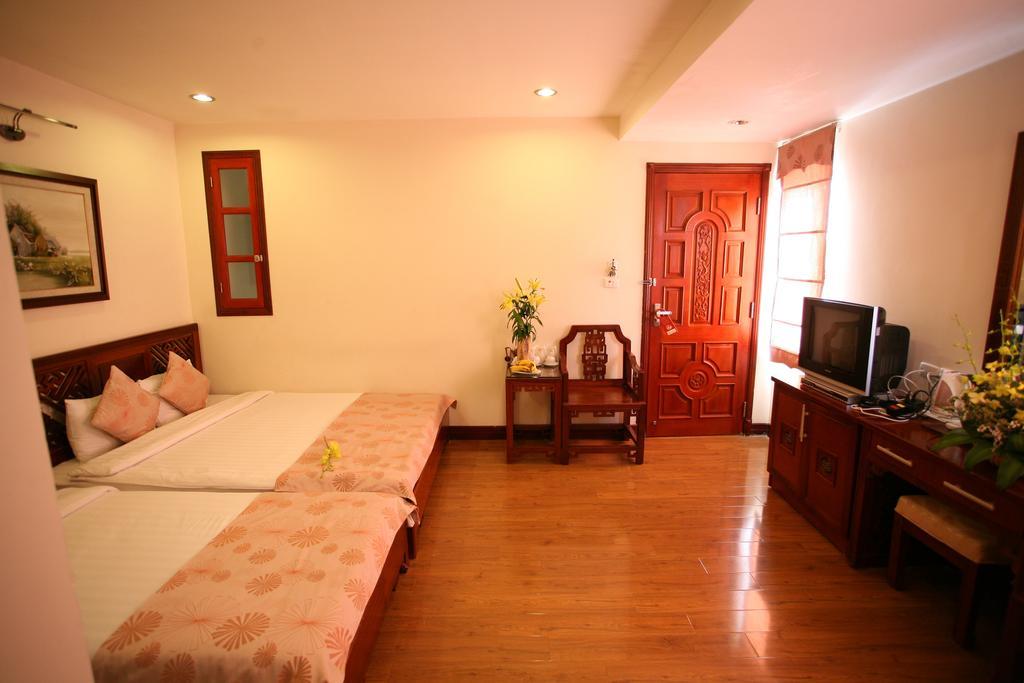 Bay Luxury - Hanoi Graceful Hotel 21 Hang Phen Buitenkant foto