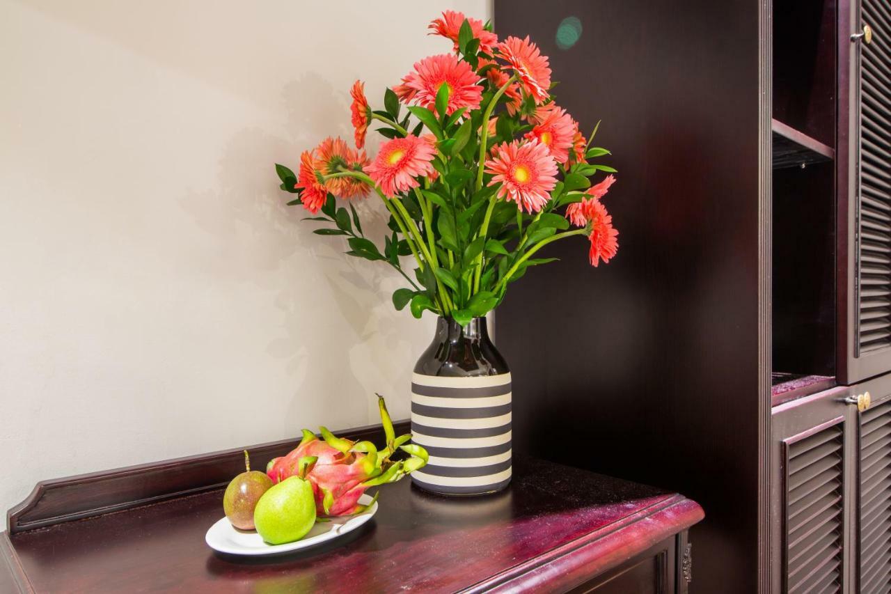 Bay Luxury - Hanoi Graceful Hotel 21 Hang Phen Buitenkant foto